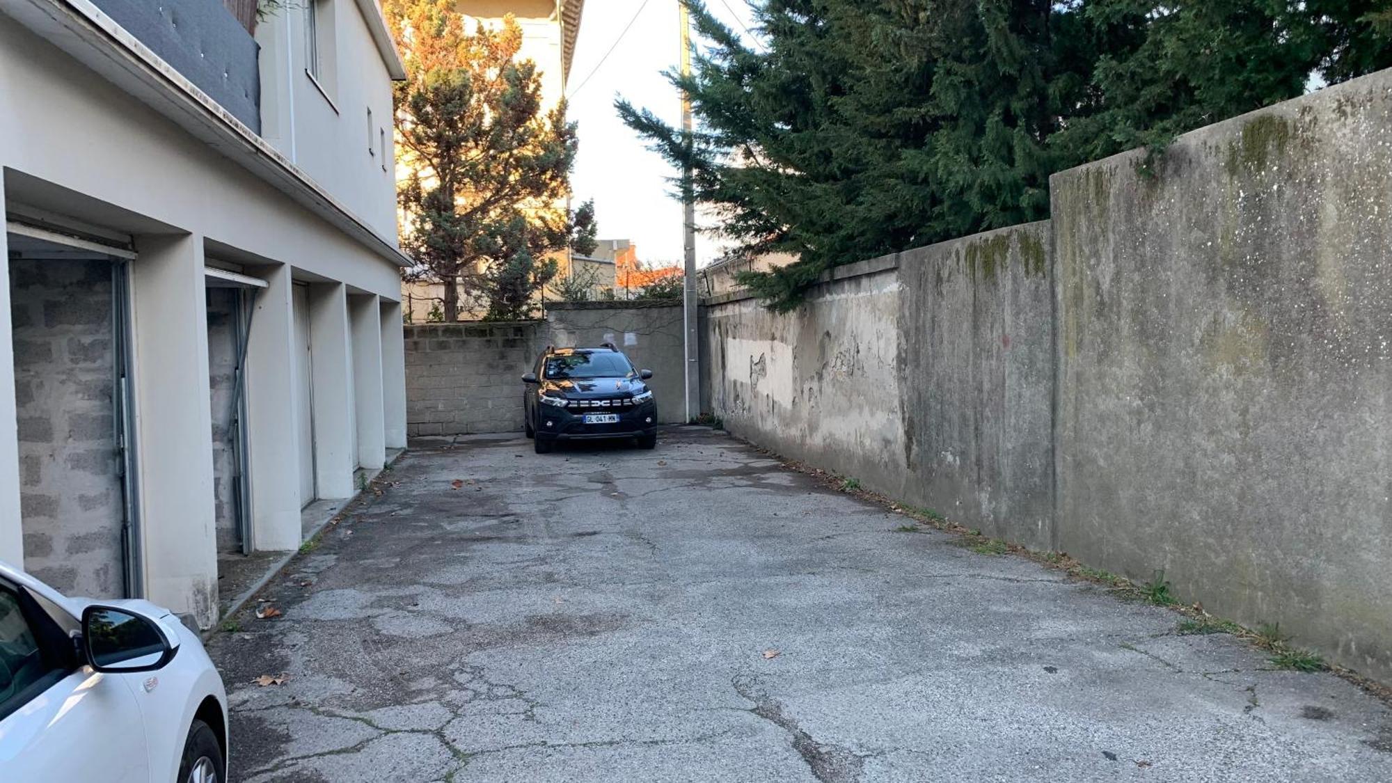 Au Calme De L'Iris - Clim - Garage - Wifi - Tramway Apartment Avignon Bagian luar foto