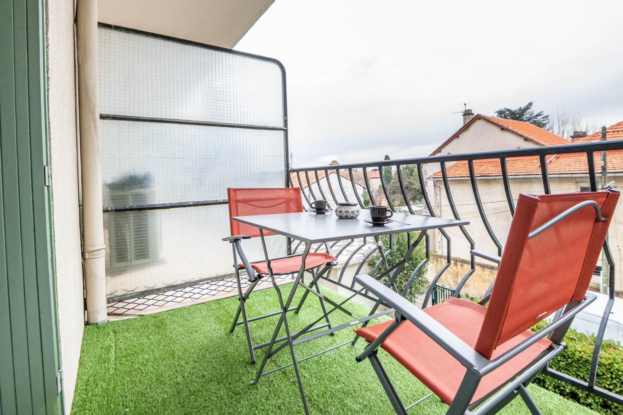 Au Calme De L'Iris - Clim - Garage - Wifi - Tramway Apartment Avignon Bagian luar foto